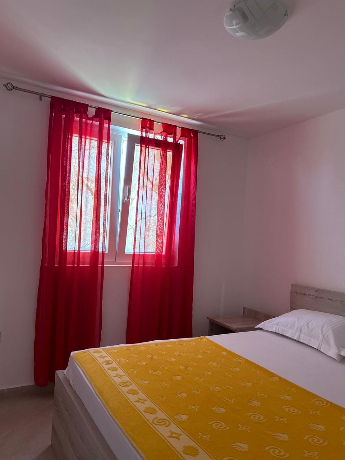 Apartments Marija Tivat Ngoại thất bức ảnh